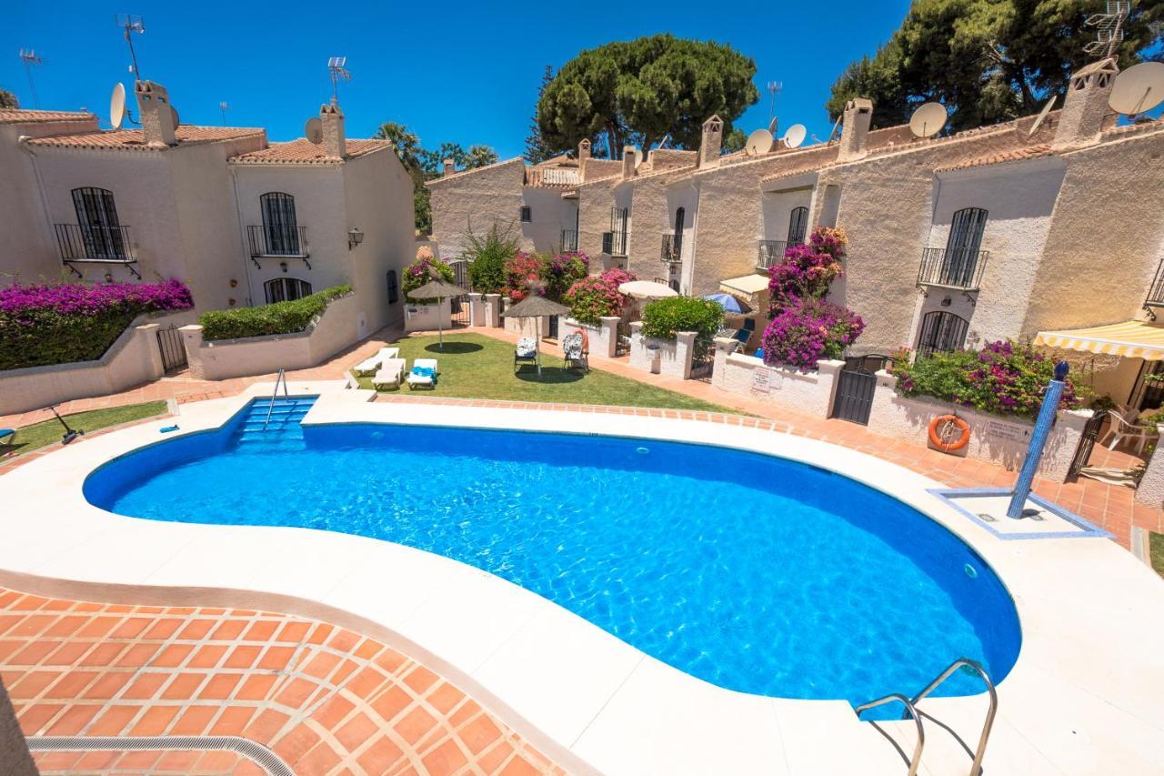 Pinos 2 Appartement Nerja Buitenkant foto