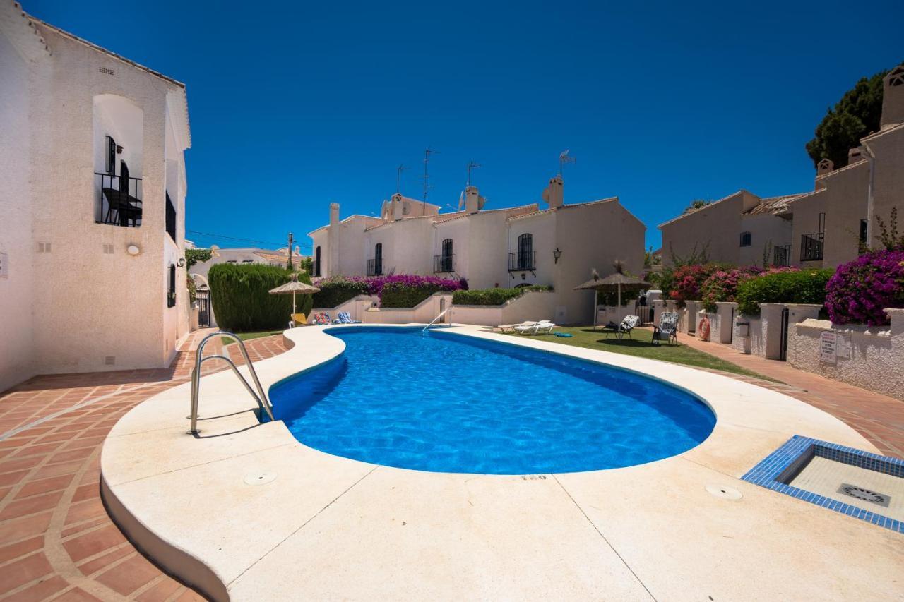 Pinos 2 Appartement Nerja Buitenkant foto
